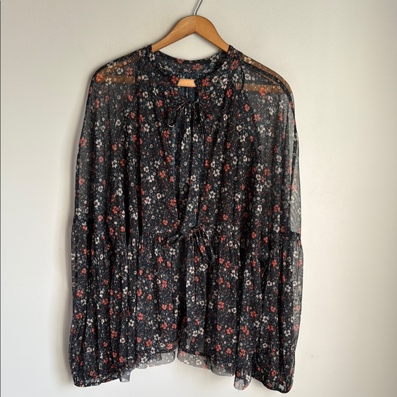 Free People Open Back Sweet Heart Top Medium - Picture 2 of 10